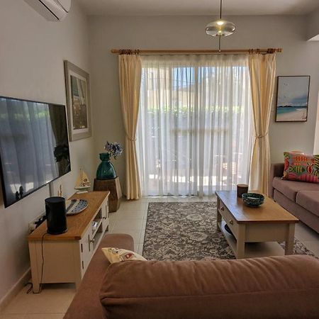 Stylish Garden Apartment At Paphos Harbour Exterior foto